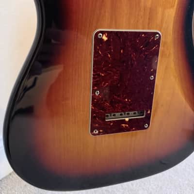 Fender Custom Shop 2011 Custom Deluxe Stratocaster image 10