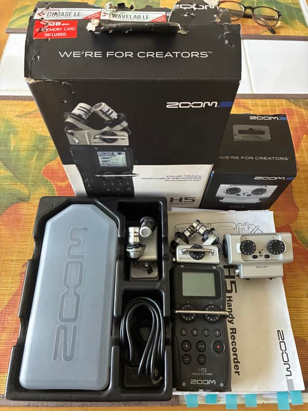 Zoom H5 Handy Recorder 2018 - Black image 1