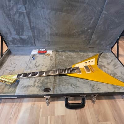 ESP LTD Kirk Hammett Signature korina KH-V - Metallic Gold MINT Metallica image 1
