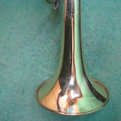Bach 1530 Trumpet - Reconditioned - Original Case & 7C MP image 3
