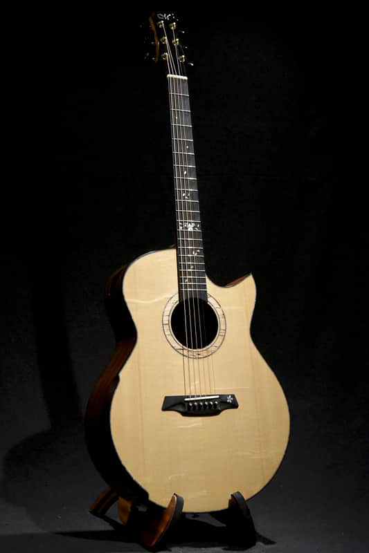 2022 Maestro Guitars Private Collection Raffles Santos Rosewood with Swiss Spruce Top