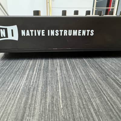 Native Instruments Maschine Studio 2010s - Black image 16