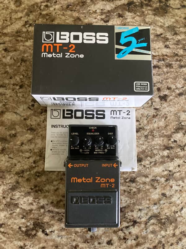 Boss MT-2 Metal Zone | Reverb Canada