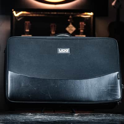 USED Sound Of Silence Electric Guitar Pedalboard Large image 15