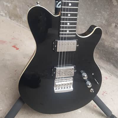 Ernie Ball Music Man Reflex family reserve with hardcase - Black image 4