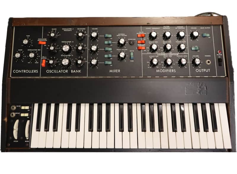 Moog Minimoog Model D 44-Key Monophonic Synthesizer