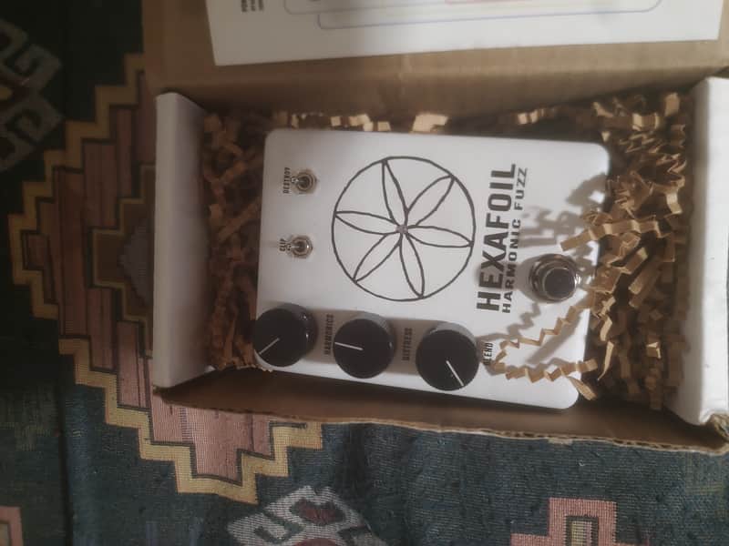 Red River Amplification Hexafoil Harmonic Fuzz (expanded Percolator) image 1