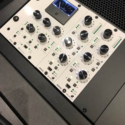 Immagine WesAudio DIONE NG500 Analog Bus Compressor with Digital Recall - 2