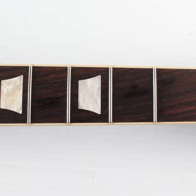 Gibson Les Paul Studio 2024 - Present - Blueberry Burst image 10