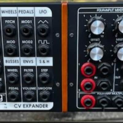 Moog Moogerfooger - Black/wood image 3