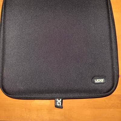 Novation Launchpad Pro MKIII Pad Controller 2020 - Present - Black image 2
