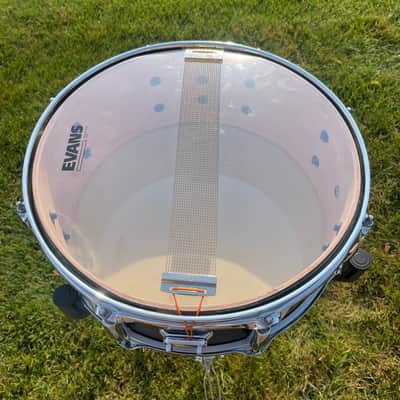 Pearl Modern Utility 5.5x14 Maple Snare Drum Satin Black MUS1455M227 image 9