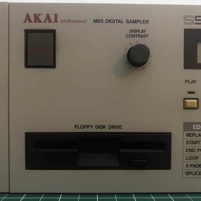 Akai S950 MIDI Digital Sampler 1988 - White image 5