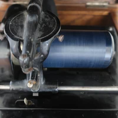 Vintage 1915 Edison Amberola Model 30 Cylinder Phonograph Dark Oak Motor Winds And Runs Works Great 10 Cylinders Original Poster & Brochure Amazing Condition Very LOUD! Wind Up No Electricity Needed Conversation Piece & Work Of Art! image 7
