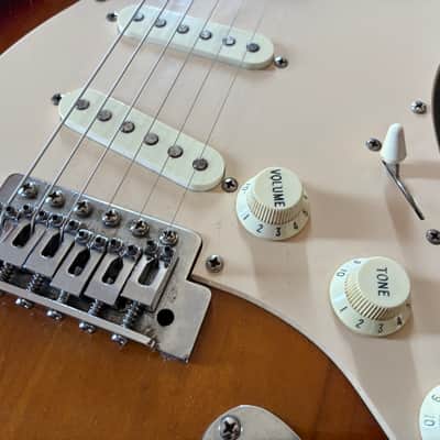 Eagle Japan Stratocaster 1996 - Sunburst image 8