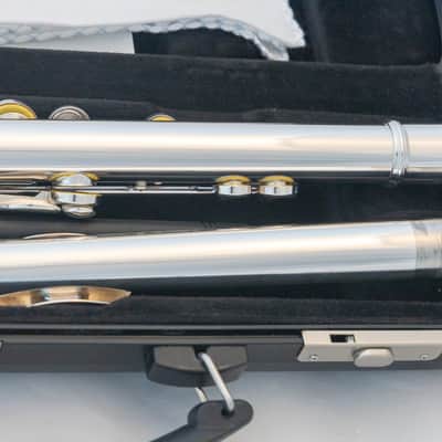 Yamaha YFL-200AD II Advantage Flute *Cleaned & Serviced *Ready to play image 5