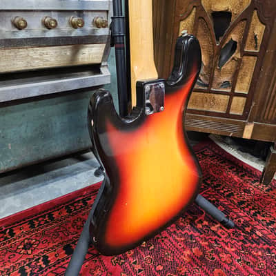 1965 Fender Jazz Bass 3 tone Sunburst image 8