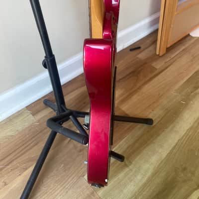 Fernandes Unknown 90s? - Pink exterior with black burst in center image 7