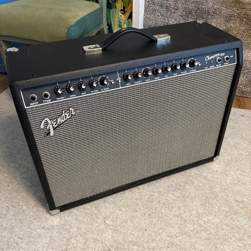 Fender Champion 100 2-Channel 100-Watt 2x12" Solid State Guitar Combo 2013 - 2024 - Black image 1