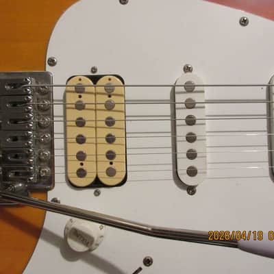 Peavey raptor exp 2000's - tobacco burst image 4