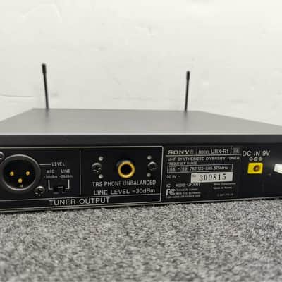 Sony URX-R1 / URX-P1 UHF Synthesized Diversity Tuner - Grey image 4