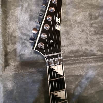 ESP E-II SV Standard Black with White Pinstripes with Hard Case image 3