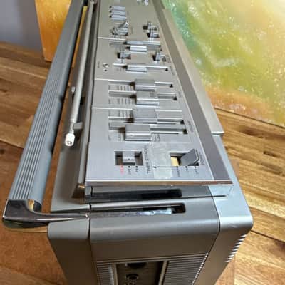 Sony CFS D7 Cassette Tape Player Deck Boombox Portable Radio AM FM Recorder image 17