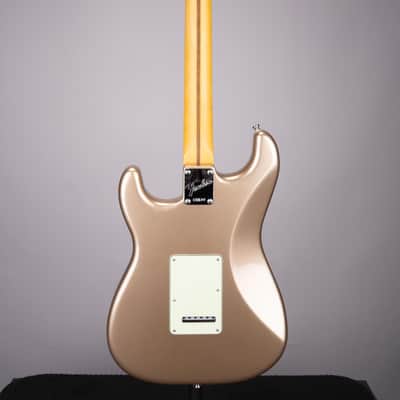Fender American Professional Classic Stratocaster - Faded Firemist Gold with Rosewood Fingerboard, Includes Deluxe Gig Bag image 4