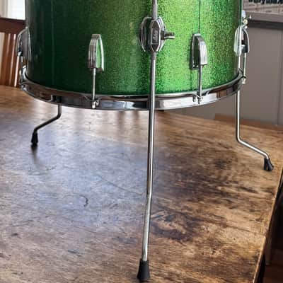 VG Vintage Ludwig No. 952 Classic 16x18" Floor Tom with Keystone Badge Mid 60’s Green Sparkle image 6