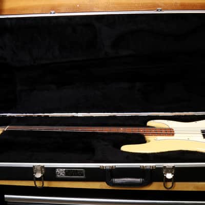 Fender Highway One Precision Bass +HSC Rare Honey Blonde P USA American 43580 image 3