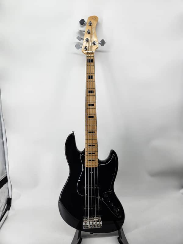 Sire Marcus Miller V7 Vintage Alder 5-String with Maple Fretboard