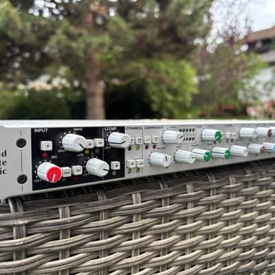 Solid State Logic XLogic E Series Signature Channel Strip 2006 - 2012 - Silver image 2