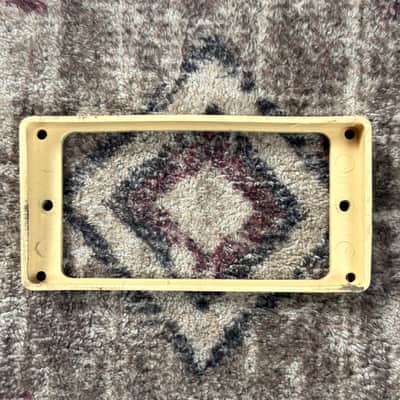 1970s Gibson M8 Vintage Cream Les Paul Bridge Pickup Ring Surround! M69 image 2
