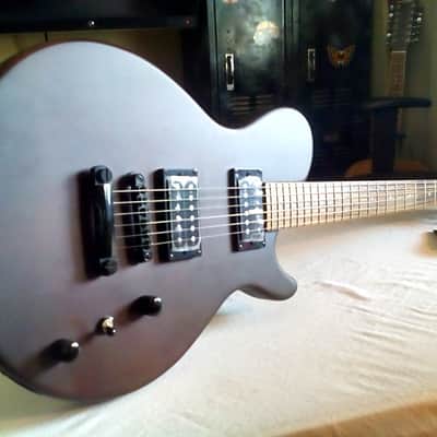 Dean Evo XM Electric Guitar Natural