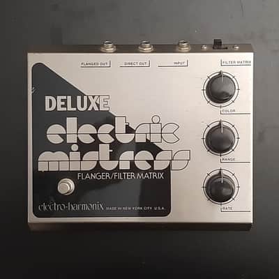 2000s - Vintage Electro-Harmonix Deluxe Electric Mistress Reissue with 24V Adapter 2008 - 2014 - Silver / Black image 5