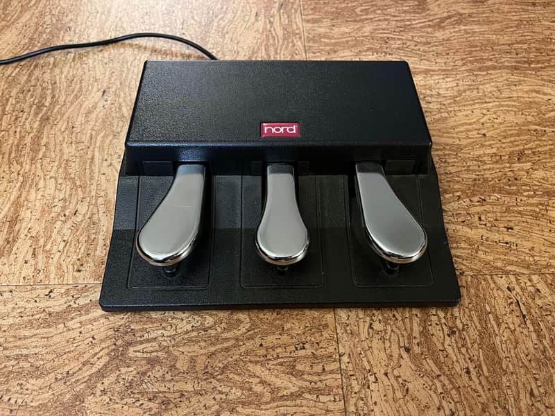 Nord NTP Triple Keyboard Pedal 2020s - Black image 1