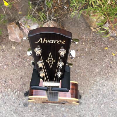 Alvarez Masterworks Series MF60OM Folk OM Acoustic Guitar with Case image 3