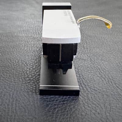 Denon DL-311LC MC Phono Cartridge with Audio-Technica Technihard AT-LH15/0CC Headshell image 2