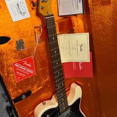Fender American Vintage II '77 Telecaster Custom with Rosewood Fretboard 2022 - Present - Olympic White image 8