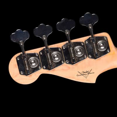 Fender Custom Shop 1962 Jazz Bass NOS 2013 - 3-Color Sunburst image 8