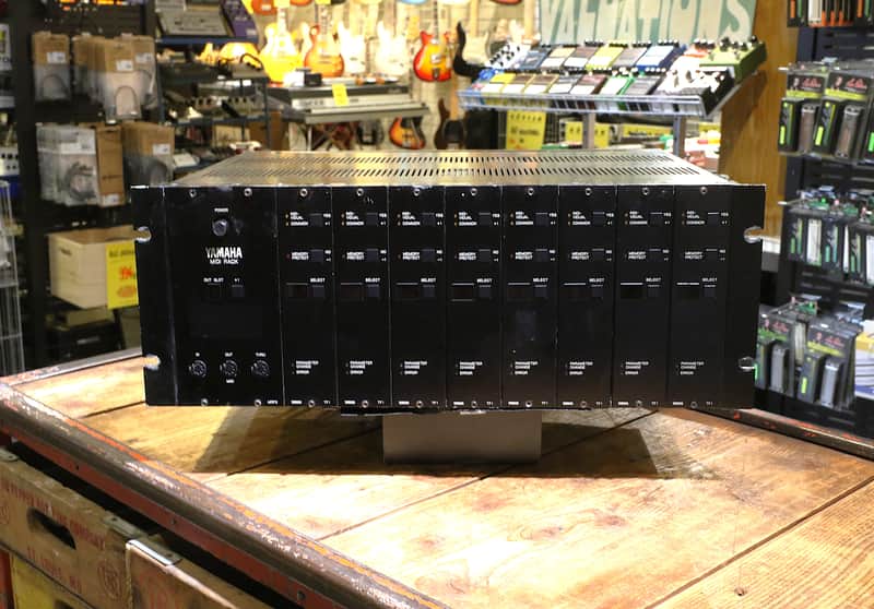 Yamaha TX816 8-Module FM Synthesizer 1984 - Black image 1