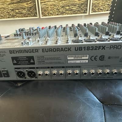 Behringer Eurorack UB1832FX-Pro 18-Input 3/2-Bus Mic / Line Mixer with Multi-Effects Processor 2000s - Silver image 7