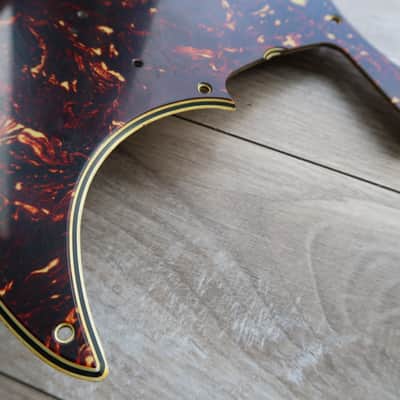 62 Fender Jazz  Celluloid / Nitrate  Beautiful Vintage relic '60-'71 Tortoise USA Vintage AVRI image 8