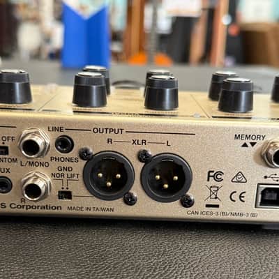 Boss VE-8 Acoustic Singer Pre-Amp In Original Box 2016 - Present - White image 8