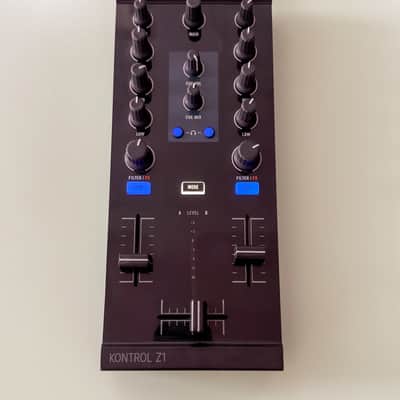 Native Instruments Traktor Kontrol Z1 2010s - Black image 2