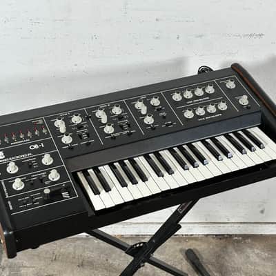 Oberheim OB-1 Synthesizer (Vintage)