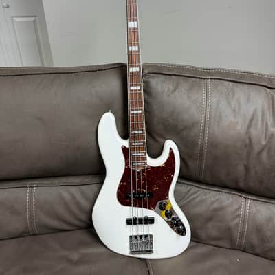Fender American Ultra Jazz Bass with Rosewood Fretboard 2019 - 2025 - Arctic Pearl image 1