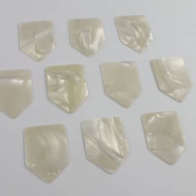 10 Pentagon Plectrums Bert Weedon Home Plate style White Pearl Celluloid Picks 0.9mm Thick
