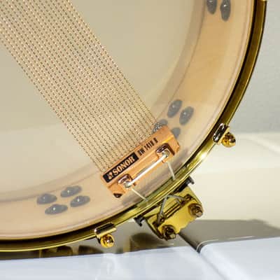 Sonor Artist 5 x 14" Maple Snare Drum (Scandinavian Birch Finish - Gold Hardware) image 3