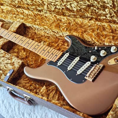 Fender Bruno Mars Signature Stratocaster 2023 - Mars Mocha image 23